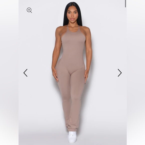 BOMBSHELL BUNNY BODYSUIT - Picture 2 of 7